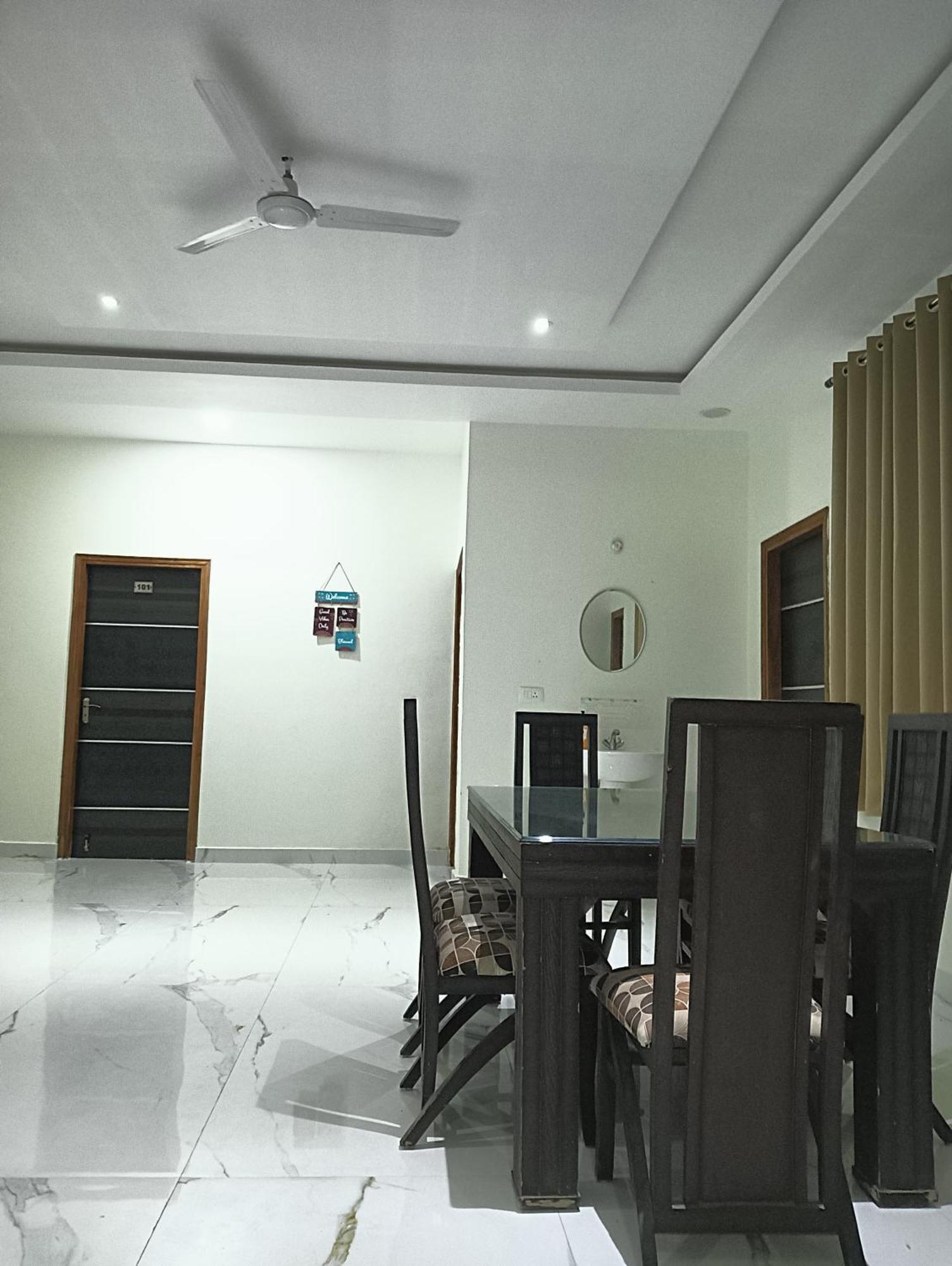 Achyutam Homes Lucknow Luaran gambar